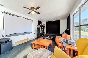 114 Park Ave, Fruitland Park, FL 34731 - Photo 11