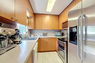 114 Park Ave, Fruitland Park, FL 34731 - Photo 23