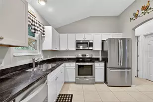 1215 San Bernadino Way, The Villages, FL 32159 - Photo 15