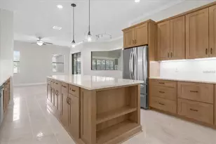 25499 Hawks Run Ln, Sorrento, FL 32776 - Photo 11