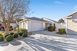 1131 Southern Sun Dr, The Villages, FL 32162 - Photo 3