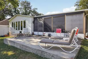 1409 Torrey Pines Dr, The Villages, FL 32159 - Photo 7