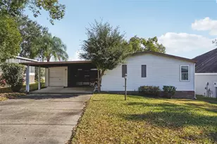 1409 Torrey Pines Dr, The Villages, FL 32159 - Photo 3