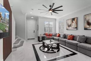 117 Forest View Ct, Davenport, FL 33896 - Photo 3