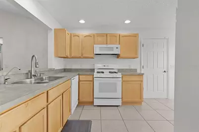 3065 Glenwood Place, The Villages, FL 32162 - Photo 17