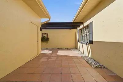 1111 Lakeshore Drive #C4, Eustis, FL 32726 - Photo 7