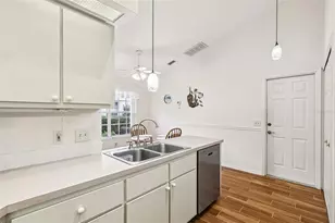 239 Juniper Way, Tavares, FL 32778 - Photo 17