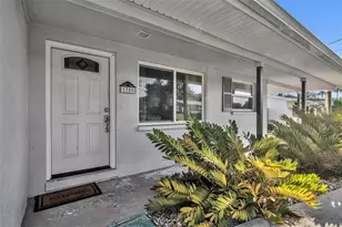 1785 S Cove Walk, Inverness, FL 34450 - Photo 5