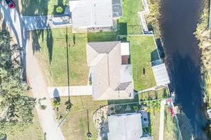 1785 S Cove Walk, Inverness, FL 34450 - Photo 33