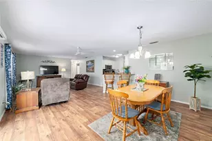 2805 Burgos Dr, The Villages, FL 32162 - Photo 9