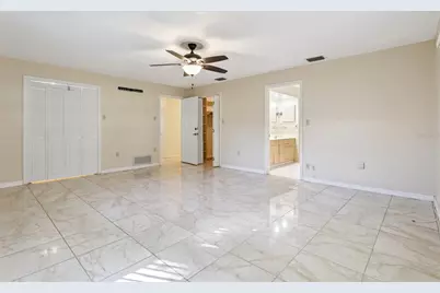 9729 Wedgewood Lane, Leesburg, FL 34788 - Photo 17