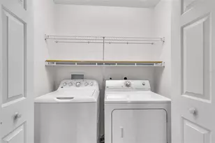 2101 Barbosa Ct, The Villages, FL 32159 - Photo 19