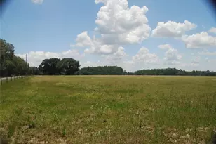 Lake Erie, Groveland, FL 34736 - Photo 1