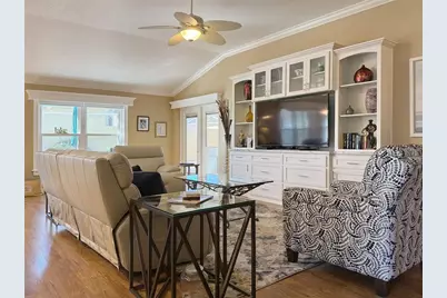 3352 Archer Avenue, The Villages, FL 32162 - Photo 9