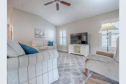 17101 SE 94th Berrien Court, The Villages, FL 32162 - Photo 3