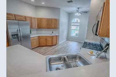 17101 SE 94th Berrien Court, The Villages, FL 32162 - Photo 13