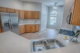 17101 SE 94th Berrien Ct, The Villages, FL 32162 - Photo 13