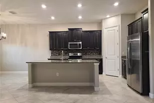 11708 Navajo Sandstone St, Riverview, FL 33579 - Photo 3