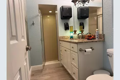 500 W Caroline Street, Tavares, FL 32778 - Photo 23