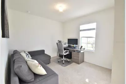 6930 Silverado Ranch Boulevard, Zephyrhills, FL 33541 - Photo 13