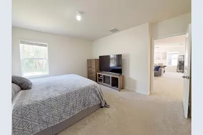 6930 Silverado Ranch Boulevard, Zephyrhills, FL 33541 - Photo 27