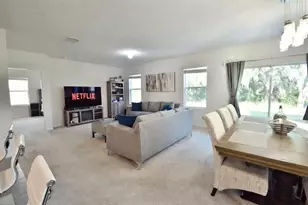 6930 Silverado Ranch Blvd, Zephyrhills, FL 33541 - Photo 11