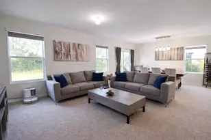 6930 Silverado Ranch Blvd, Zephyrhills, FL 33541 - Photo 25