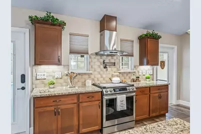 6570 SE 175th Court, Morriston, FL 32668 - Photo 13