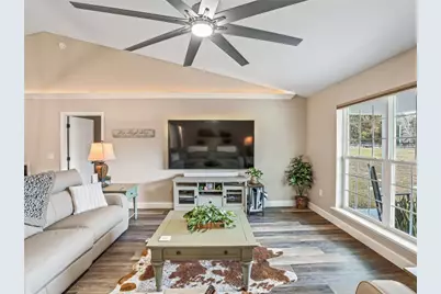 6570 SE 175th Court, Morriston, FL 32668 - Photo 9