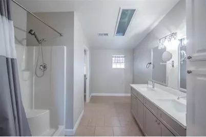 27925 N Pelican Isle Drive, Leesburg, FL 34748 - Photo 23