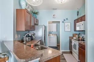 3742 Viscaya Ct, The Villages, FL 32163 - Photo 11