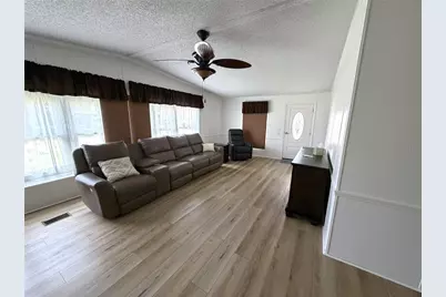 1664 Elkhart Circle, Tavares, FL 32778 - Photo 7