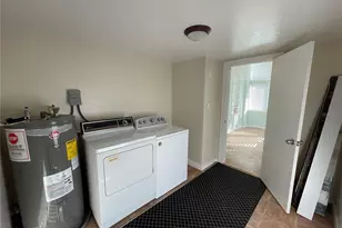 13950 SE Hwy 42, Weirsdale, FL 32195 - Photo 17