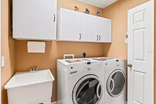 2220 Margarita Dr, The Villages, FL 32159 - Photo 41