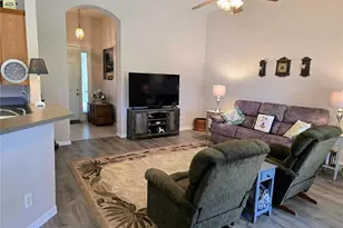 3370 St Lucia Ct, Tavares, FL 32778 - Photo 13