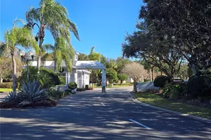 3370 St Lucia Ct, Tavares, FL 32778 - Photo 33