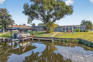 26611 Bimini Dr, Tavares, FL 32778 - Photo 3