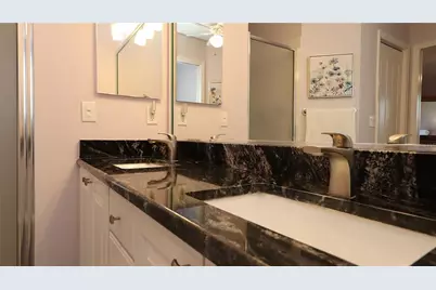 17716 SE 89th Milford Avenue, The Villages, FL 32162 - Photo 23