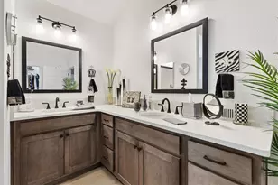 7004 Minchew Cir, The Villages, FL 34762 - Photo 13