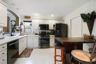 2858 Leicester Terrace, The Villages, FL 32162 - Photo 5