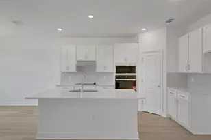 752 Sunshower Dr, Lady Lake, FL 32159 - Photo 27