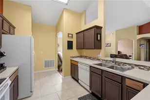 415 Regatta Dr, Groveland, FL 34736 - Photo 11