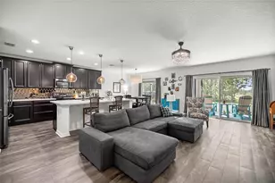 358 Irving Bend Dr, Groveland, FL 34736 - Photo 5