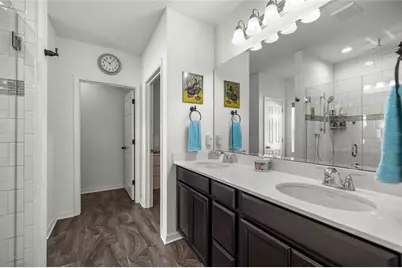 358 Irving Bend Drive, Groveland, FL 34736 - Photo 17