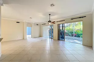 916 Wolf Creek St, Clermont, FL 34711 - Photo 13