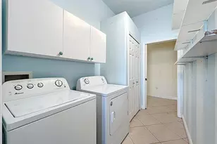 916 Wolf Creek St, Clermont, FL 34711 - Photo 35