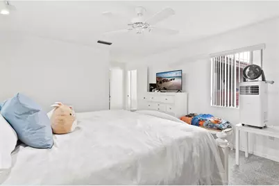 402 Clusterwood Drive, Yalaha, FL 34797 - Photo 23