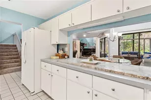 402 Clusterwood Dr, Yalaha, FL 34797 - Photo 13