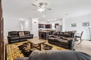 16434 Blooming Cherry Dr, Groveland, FL 34736 - Photo 5