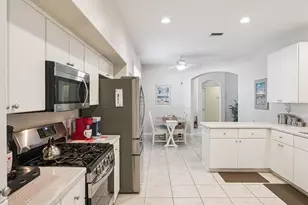 21103 Lionheart Dr, Leesburg, FL 34748 - Photo 13